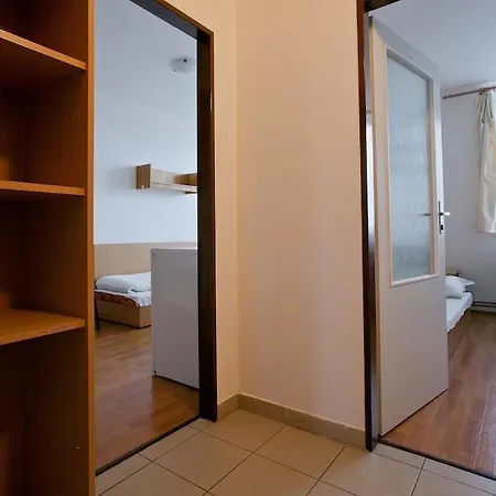 فندق-كبسولة Ubytovna Plzen